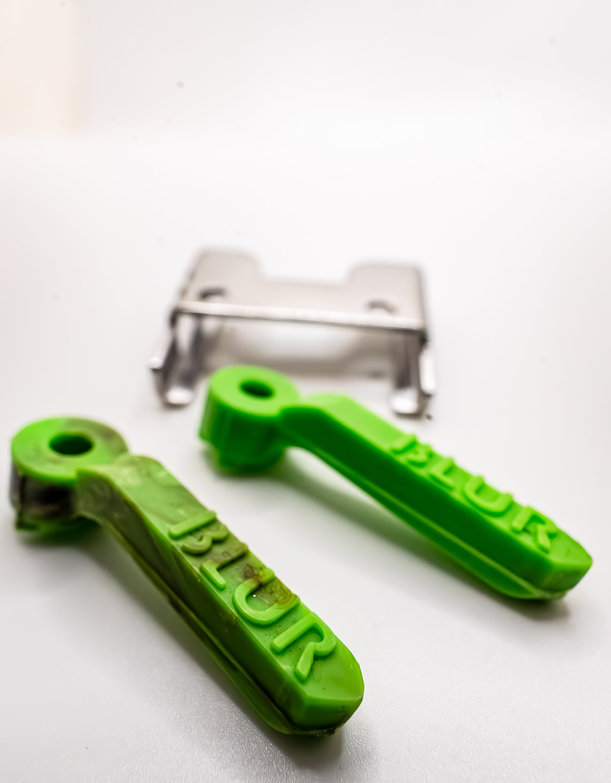 Blur Fade Bracket & Lever